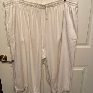 O womens Only Necessities casual solid white plus size capris 30WP